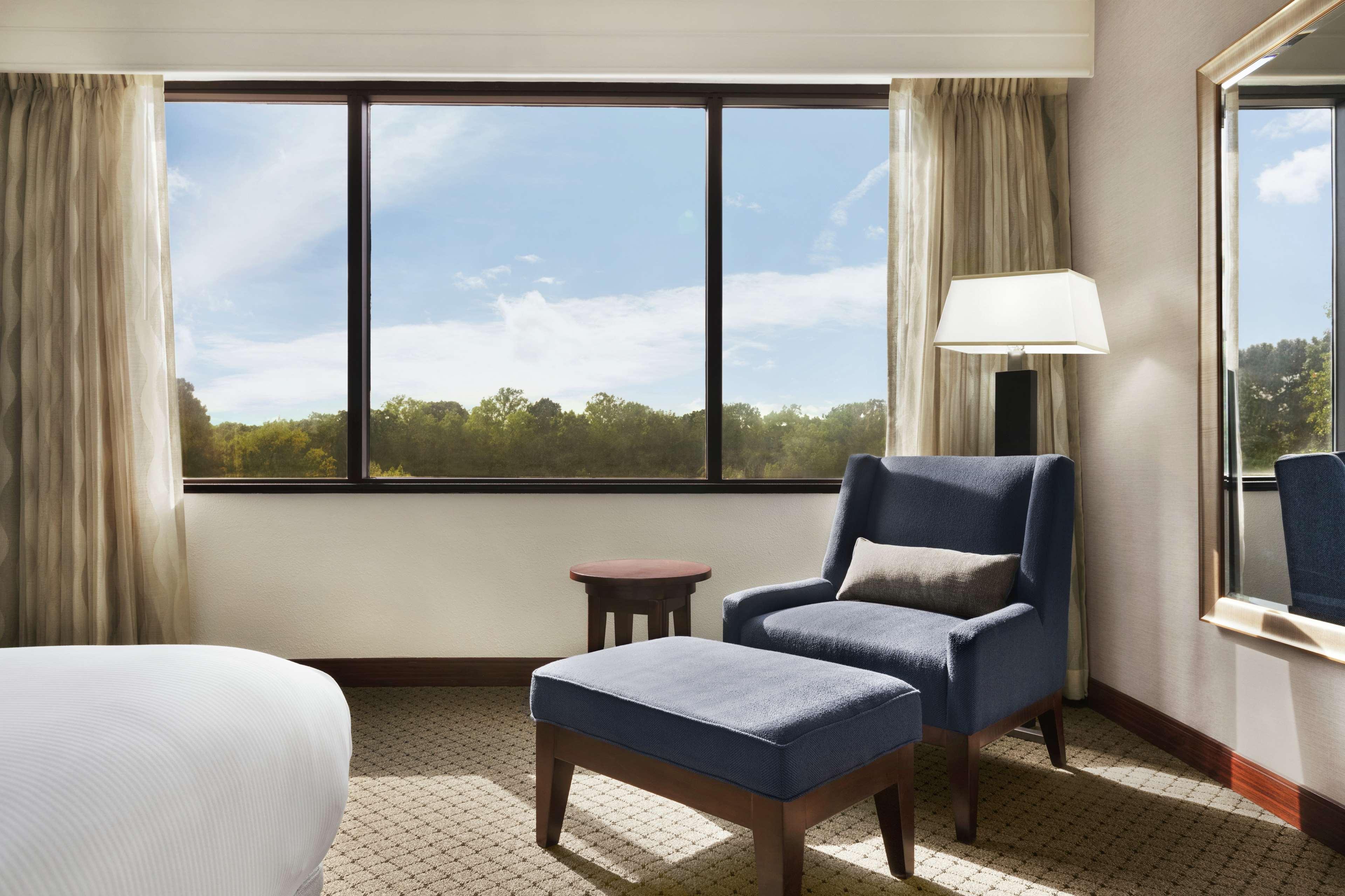 מלון Doubletree By Hilton South Charlotte Tyvola מראה חיצוני תמונה
