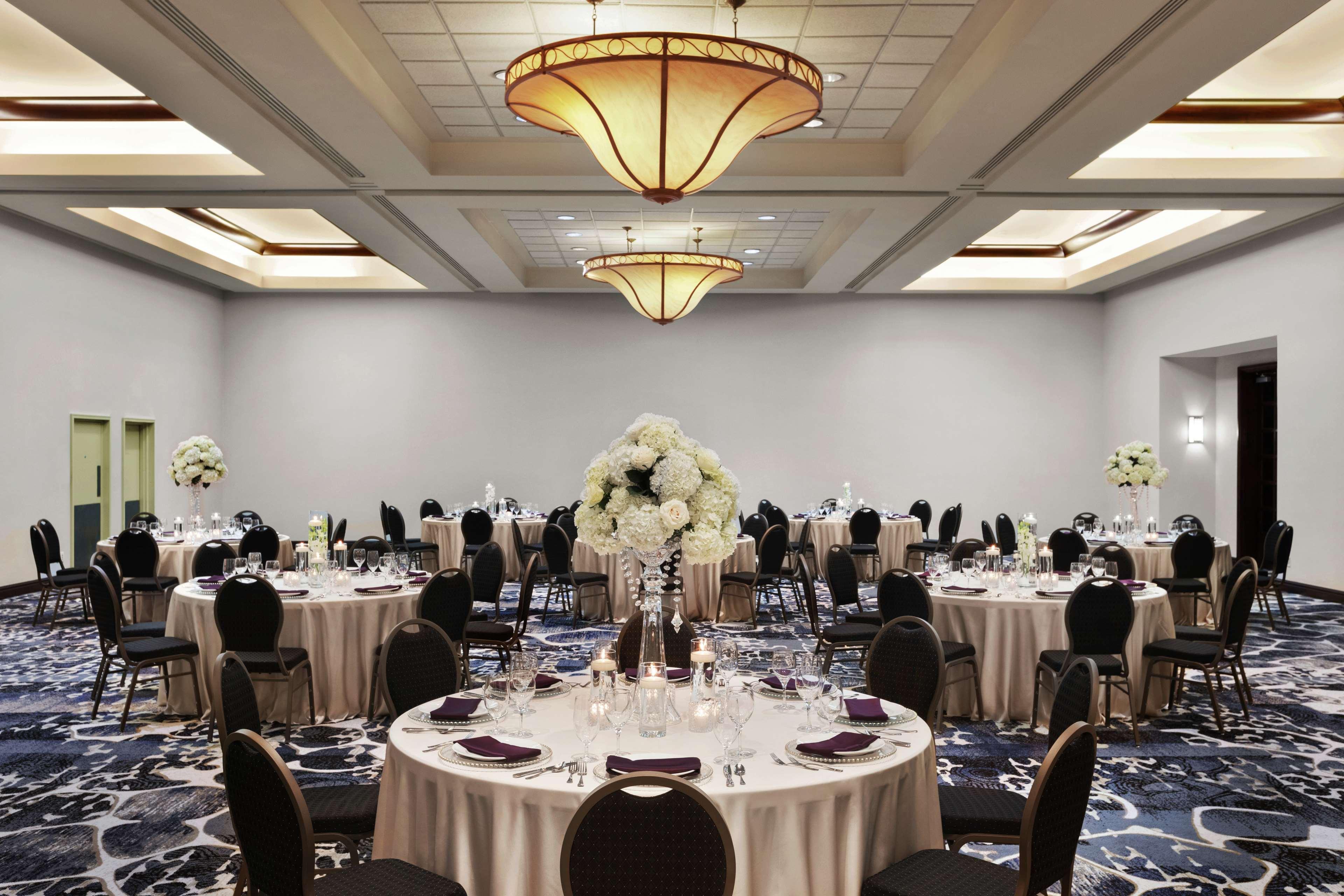 מלון Doubletree By Hilton South Charlotte Tyvola מראה חיצוני תמונה