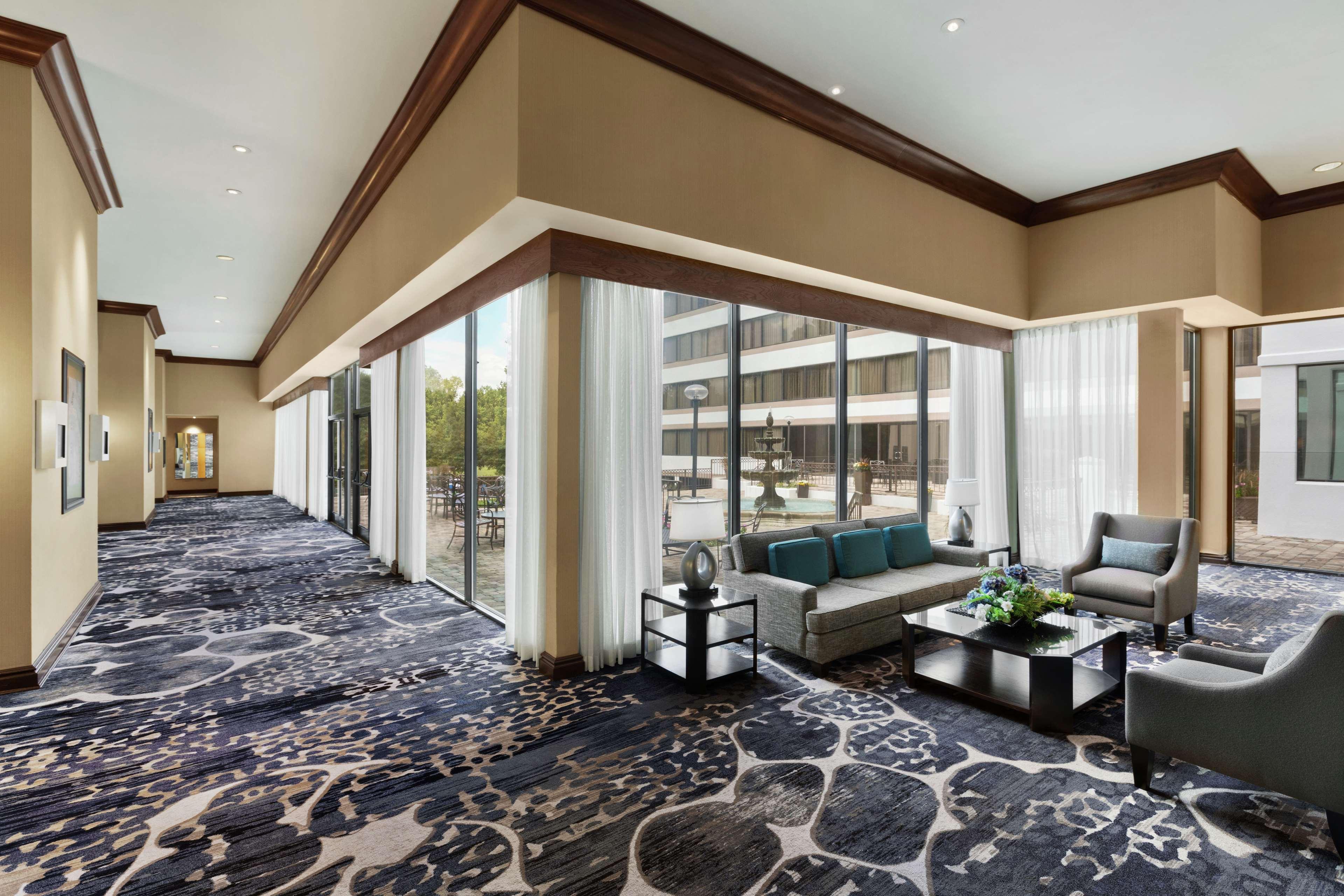 מלון Doubletree By Hilton South Charlotte Tyvola מראה חיצוני תמונה