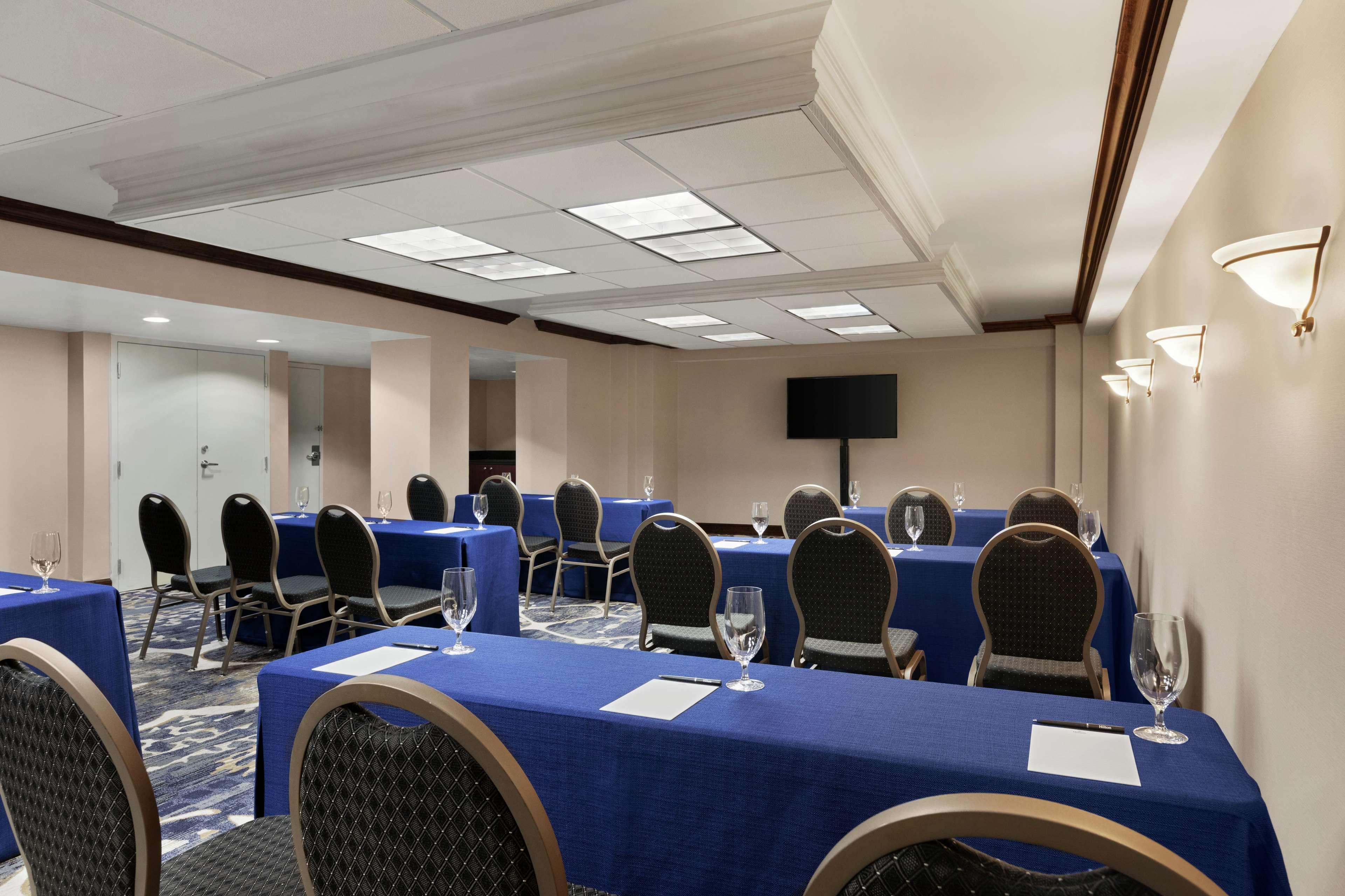 מלון Doubletree By Hilton South Charlotte Tyvola מראה חיצוני תמונה