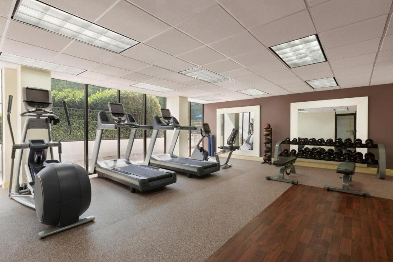 מלון Doubletree By Hilton South Charlotte Tyvola מראה חיצוני תמונה
