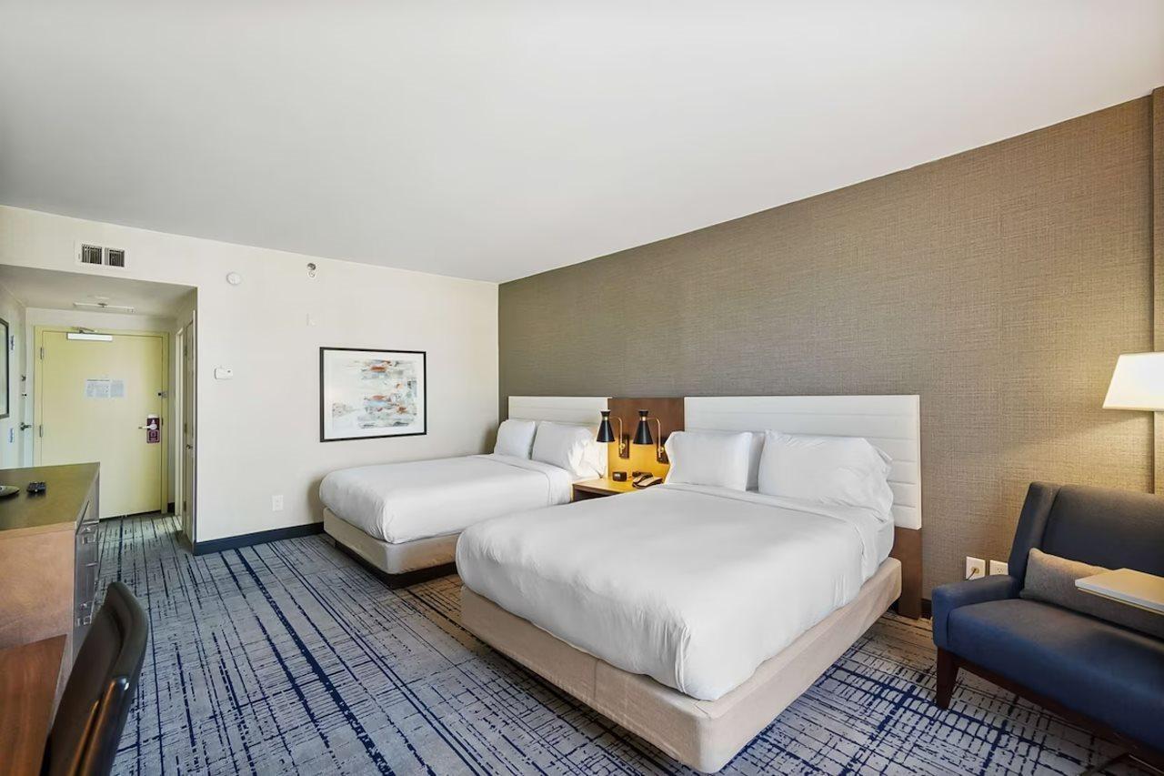 מלון Doubletree By Hilton South Charlotte Tyvola מראה חיצוני תמונה