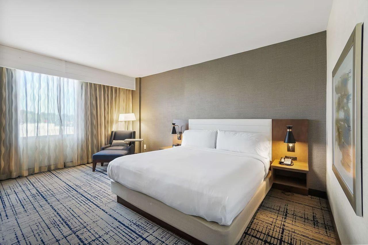 מלון Doubletree By Hilton South Charlotte Tyvola מראה חיצוני תמונה