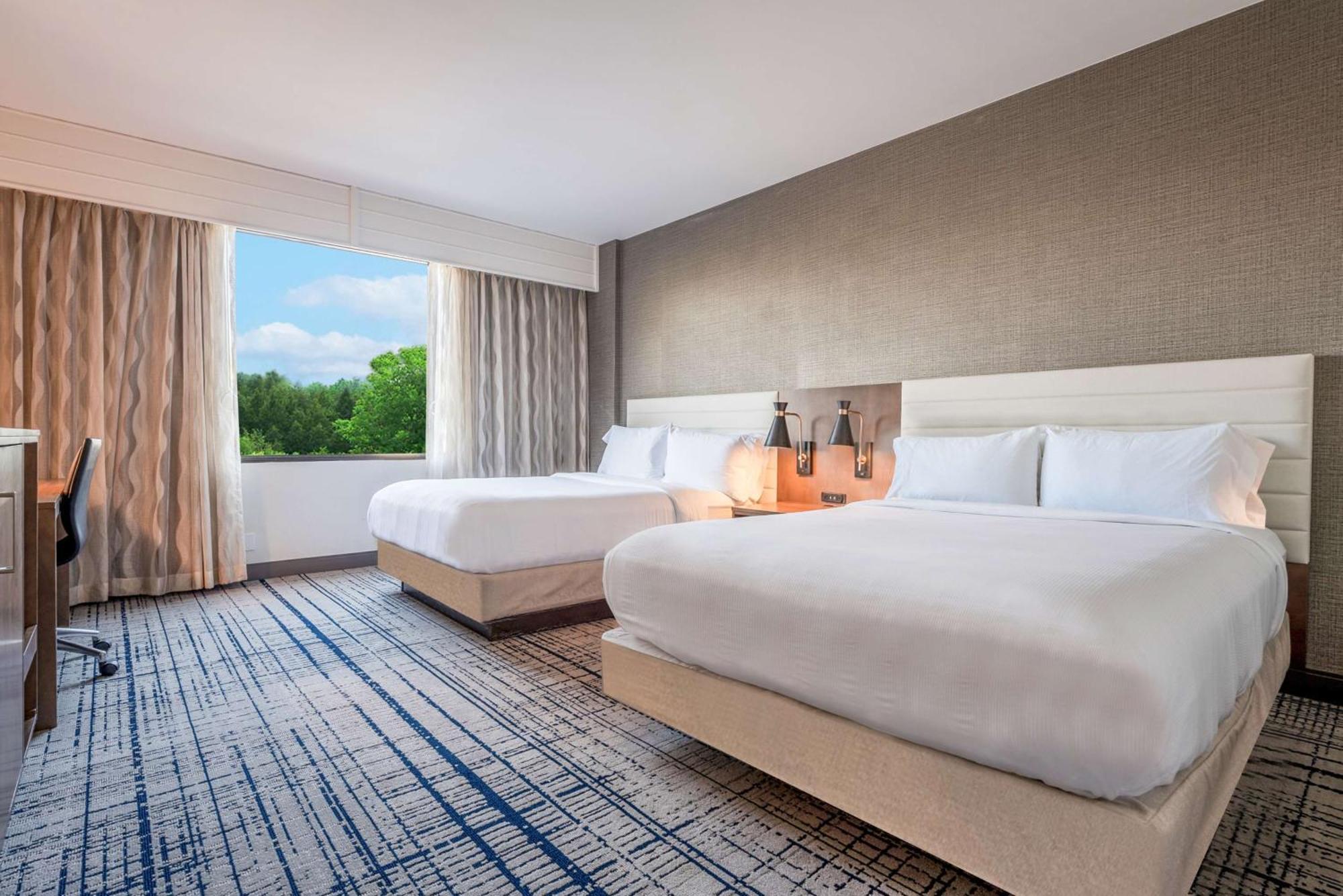 מלון Doubletree By Hilton South Charlotte Tyvola מראה חיצוני תמונה