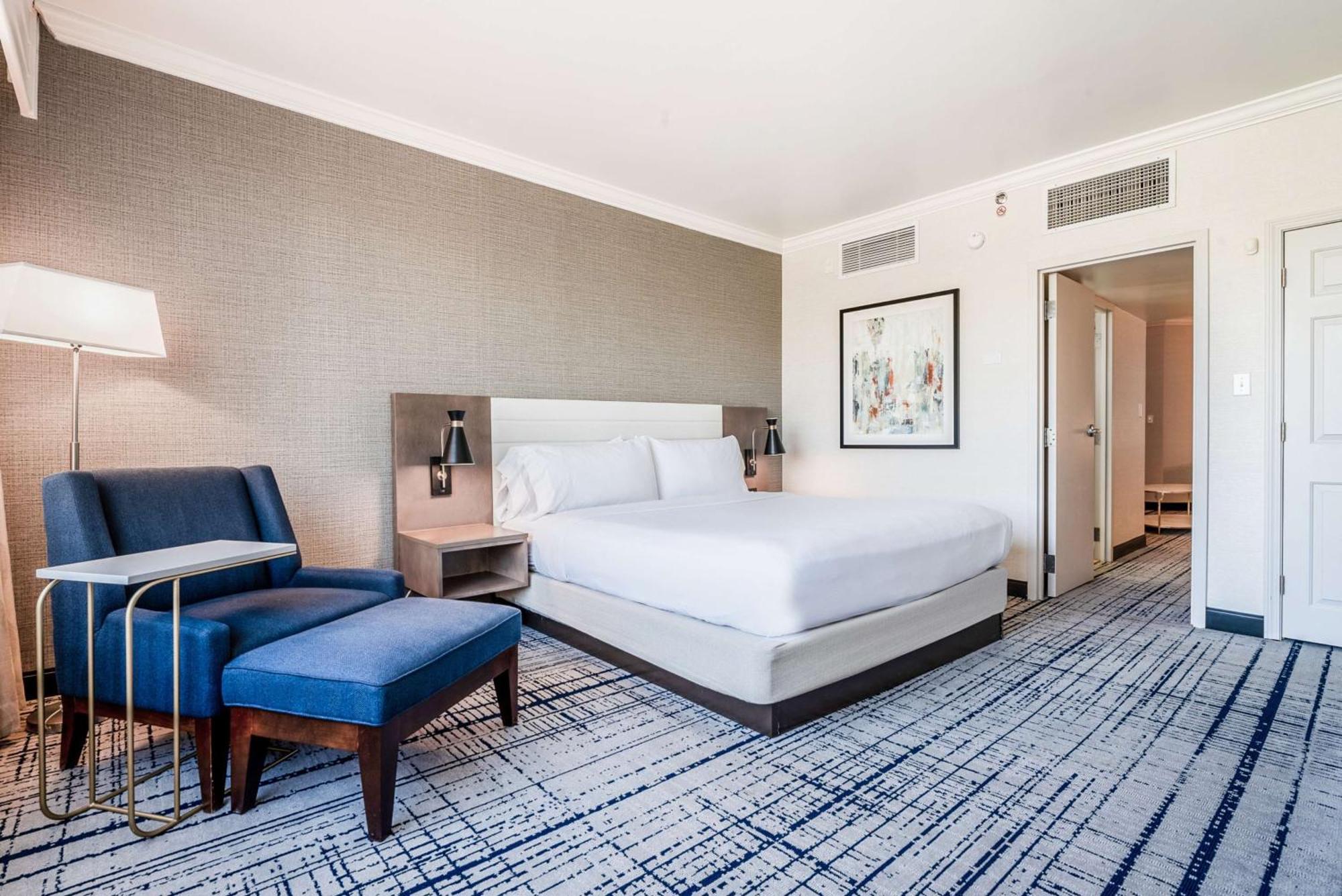מלון Doubletree By Hilton South Charlotte Tyvola מראה חיצוני תמונה
